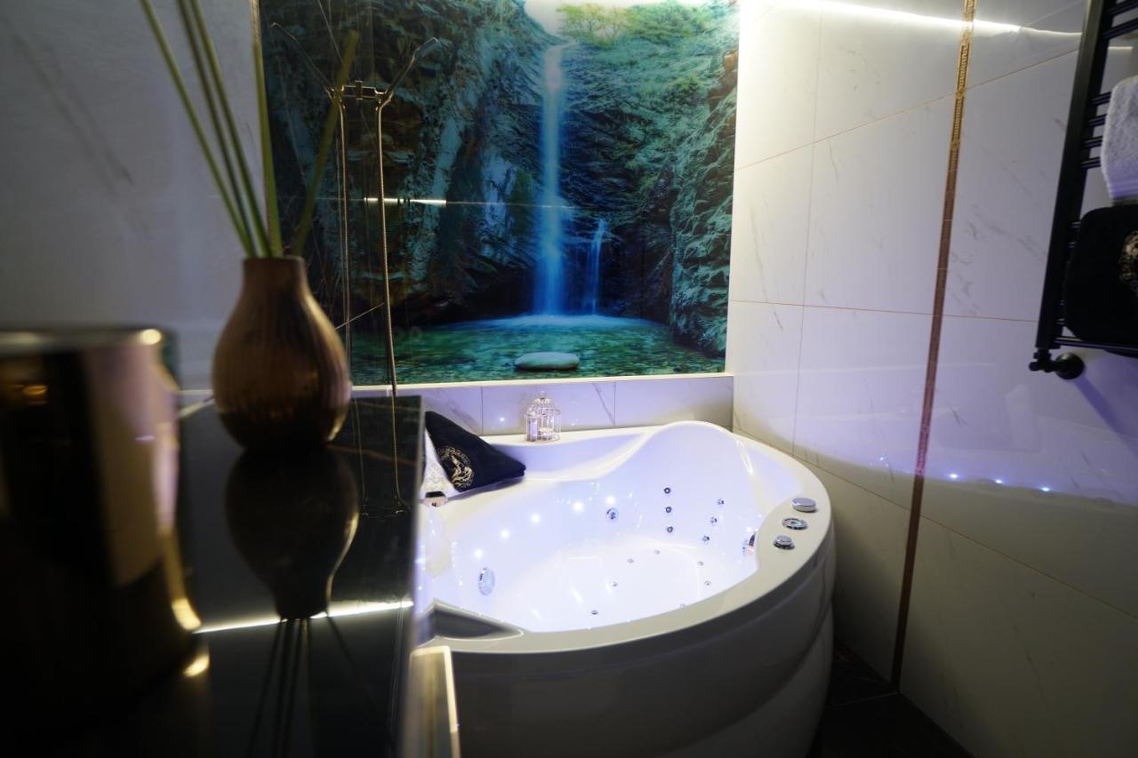 Apartament Lema Versace Krakkó Kültér fotó